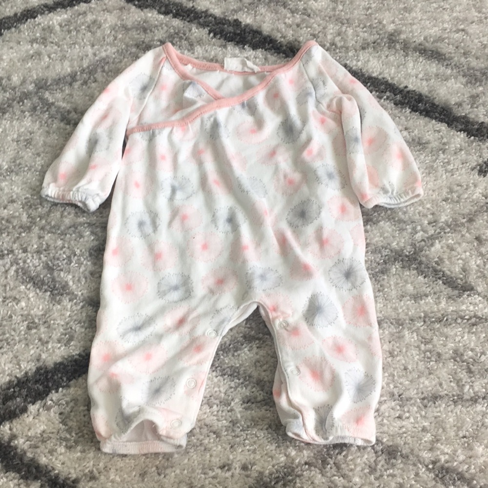 ⚡️$4 FLASH SALE⚡️ Baby Outfit 0-3
